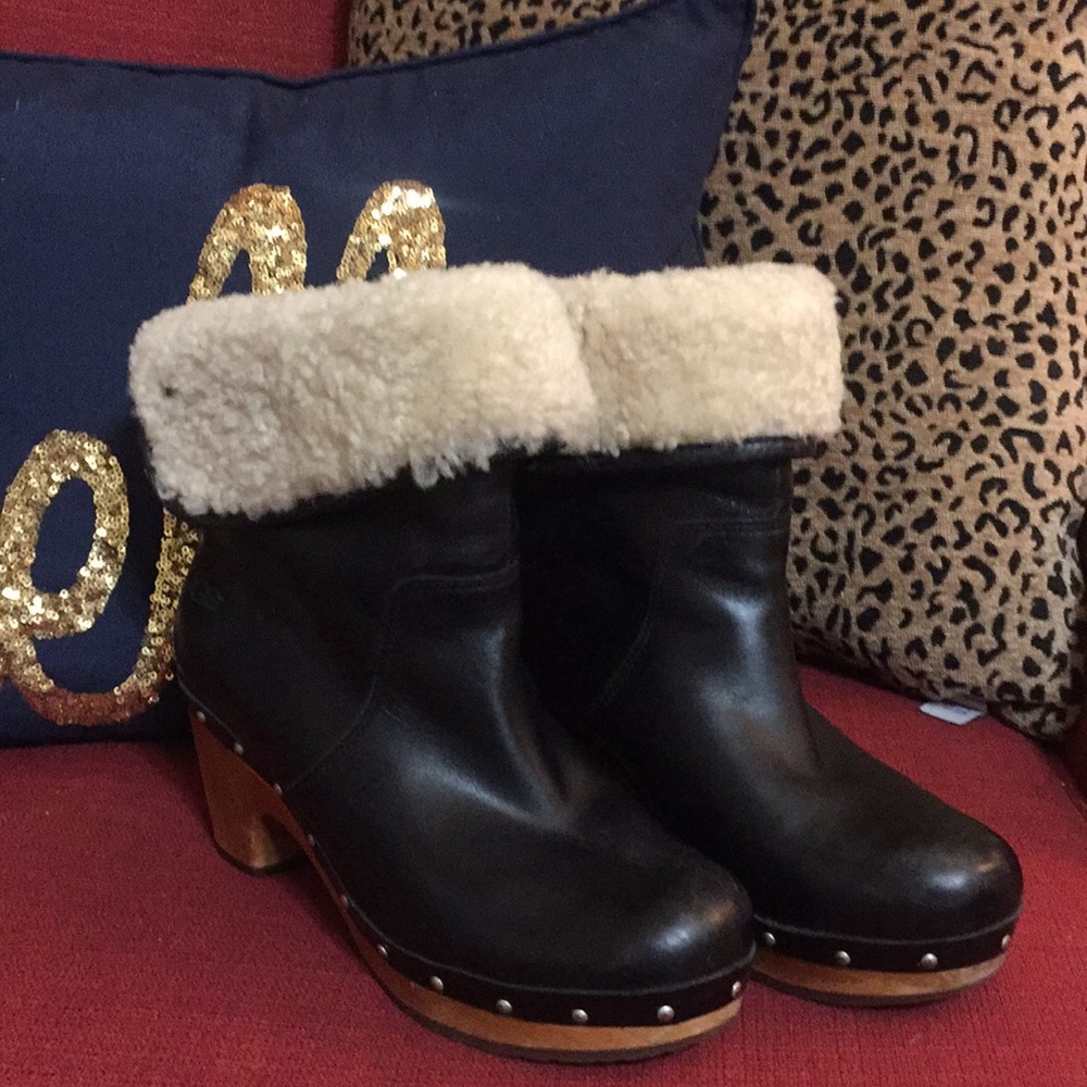 Ugg clog boots